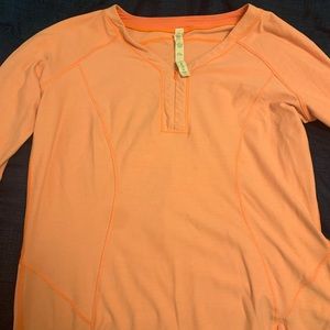 Women’s Lululemon Pullover